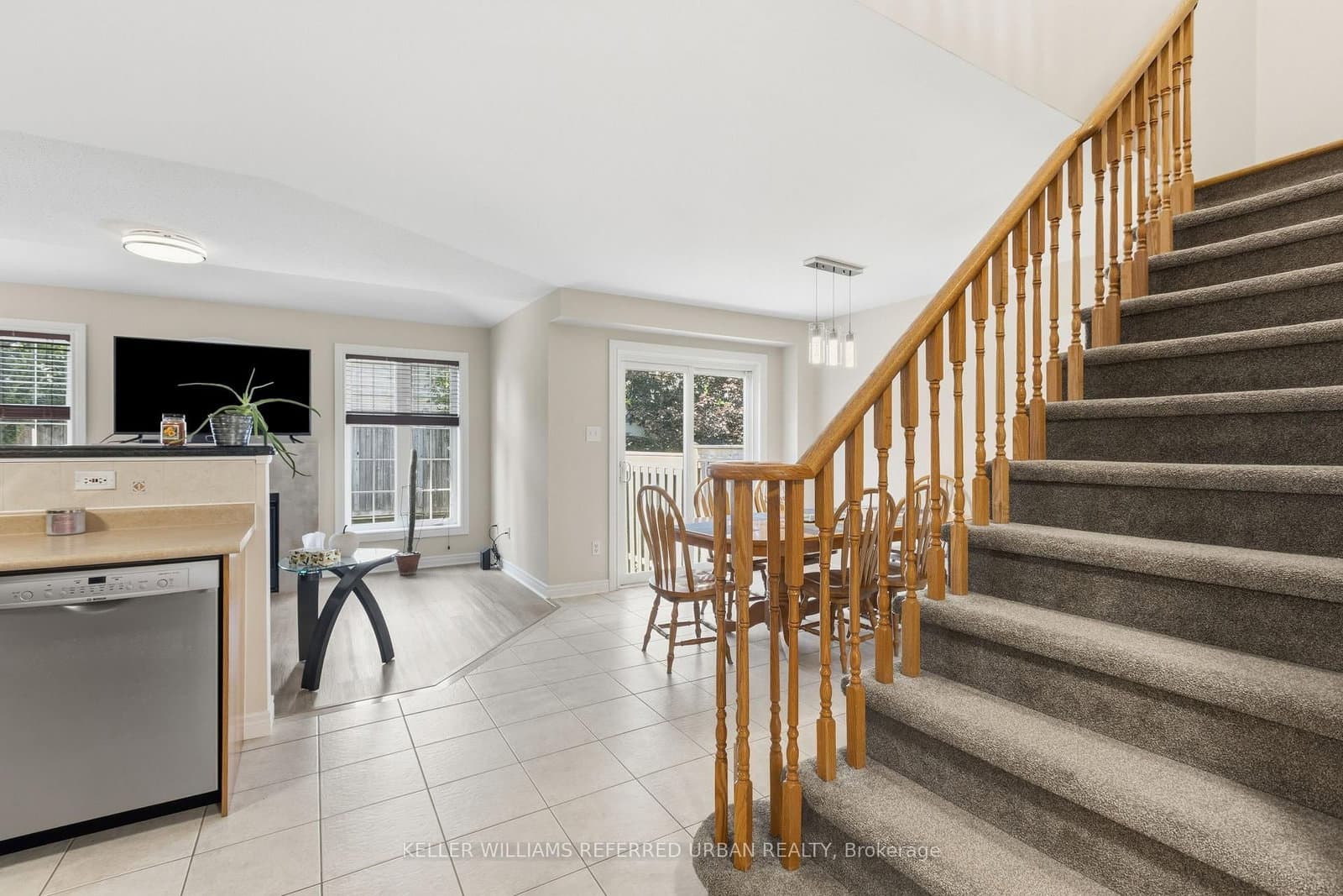 129 Dolce Crescent thumbnail 10