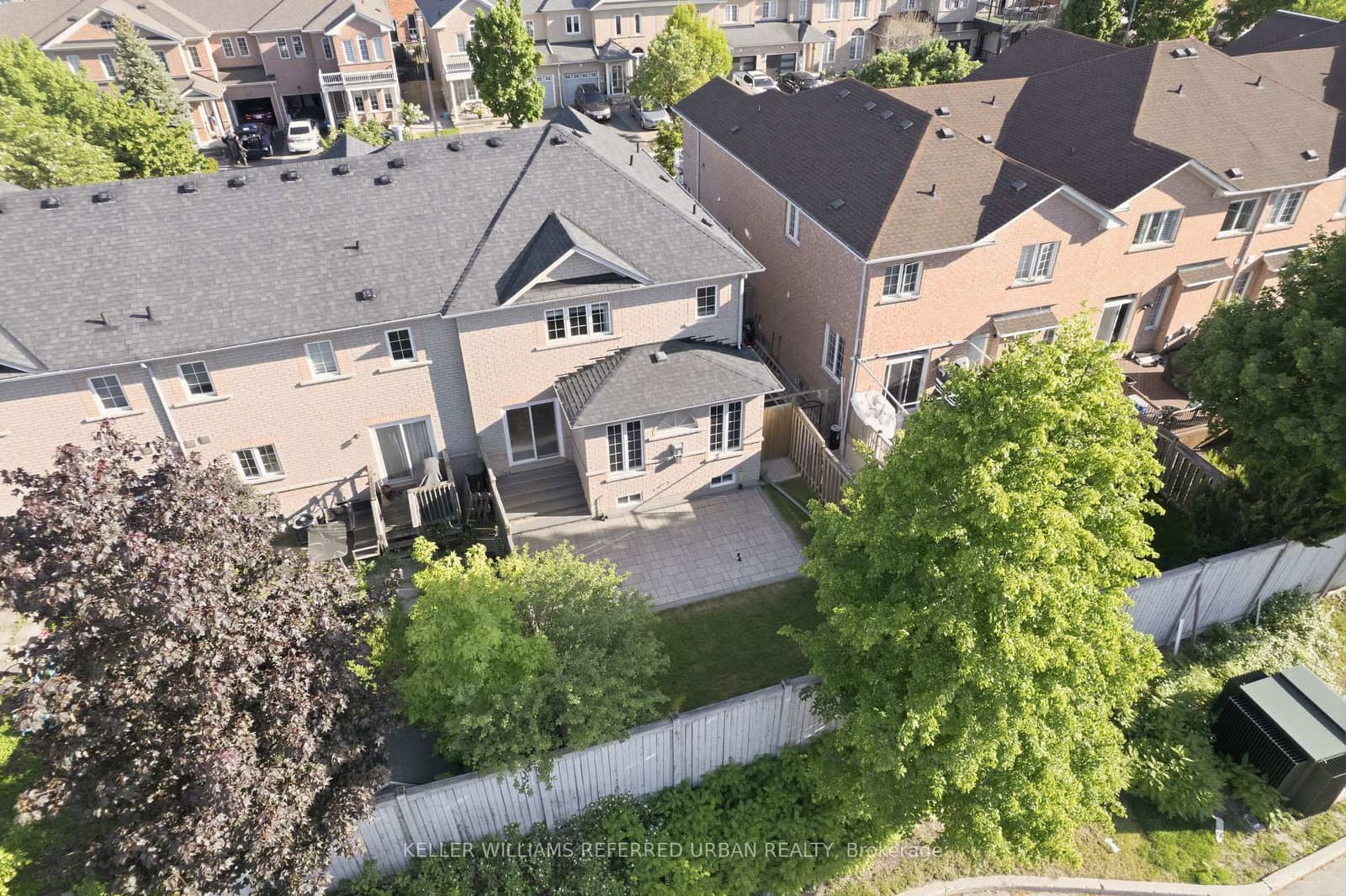 129 Dolce Crescent thumbnail 27