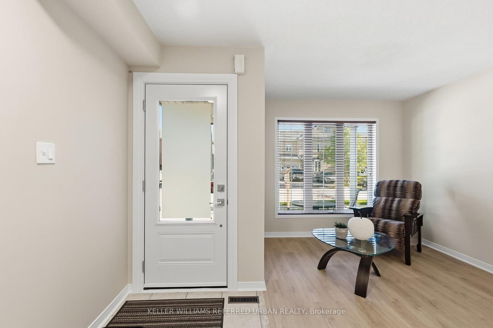129 Dolce Crescent thumbnail 5