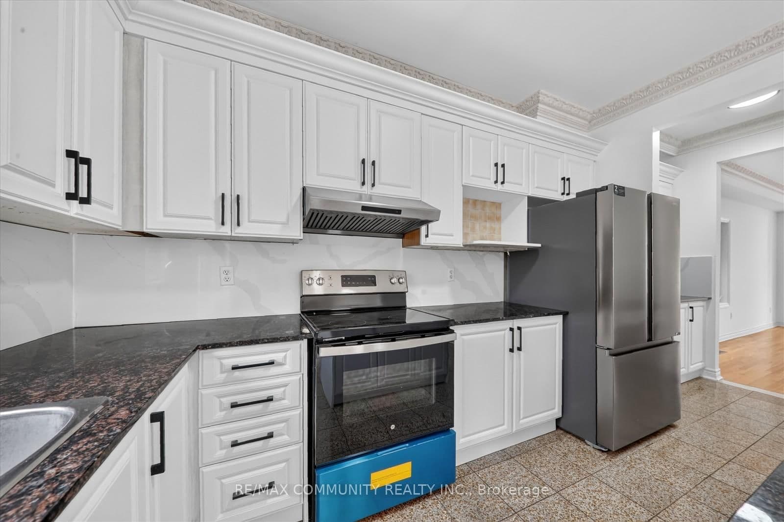 29 River Forest Street W thumbnail 15