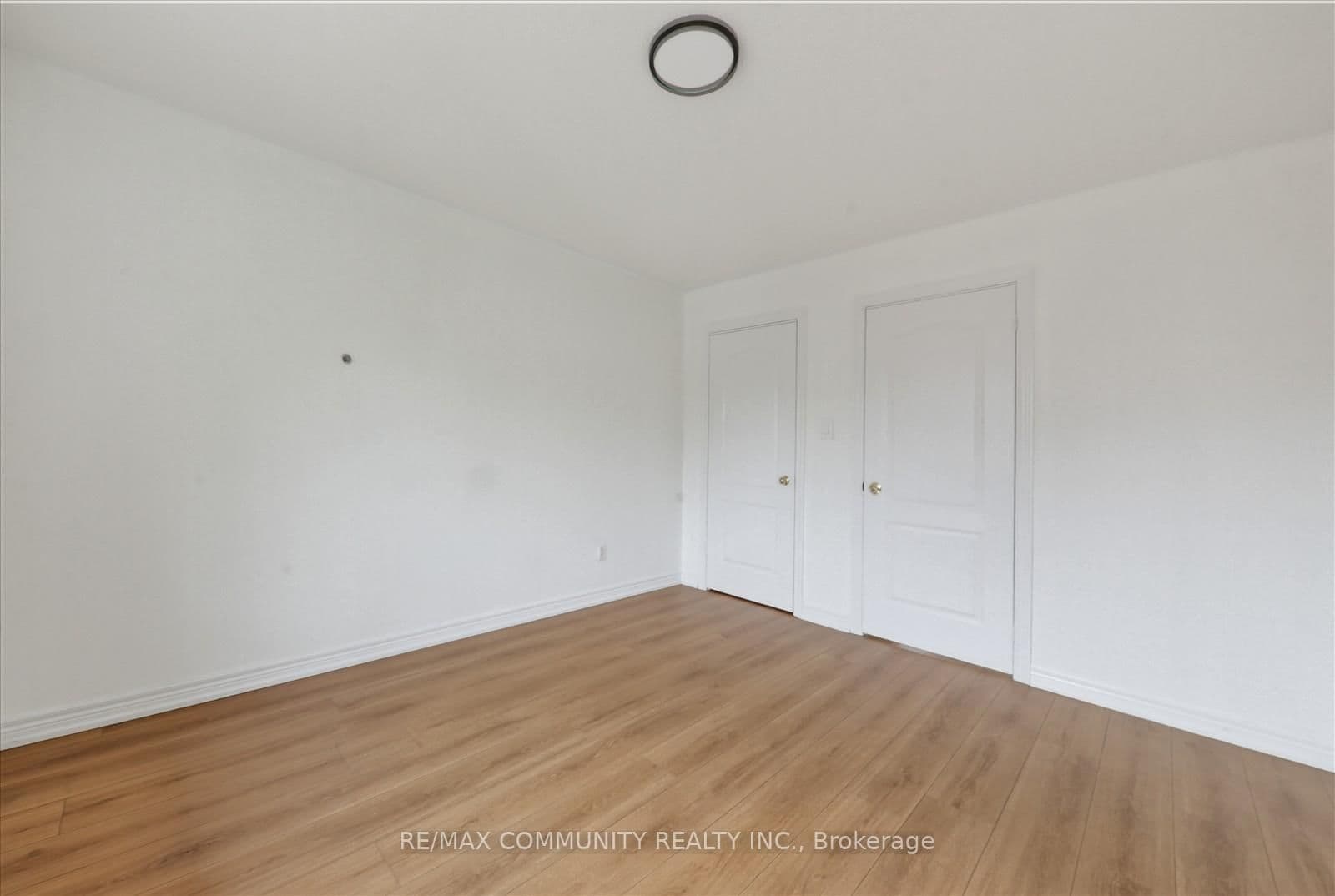 29 River Forest Street W thumbnail 38