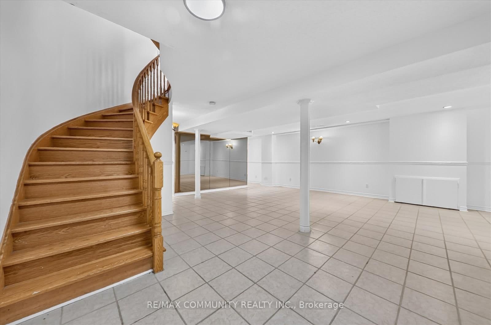 29 River Forest Street W thumbnail 45