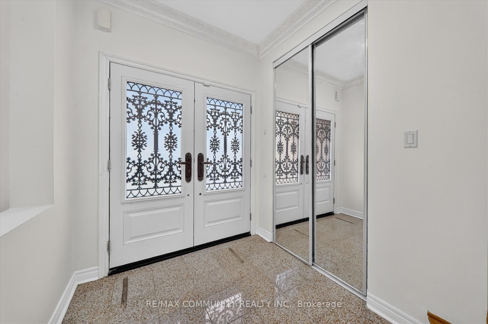 29 River Forest Street W thumbnail 7