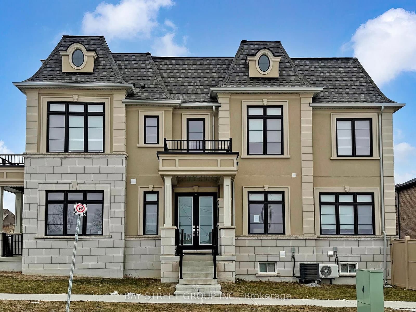 88 Harvey Bunker Crescent thumbnail 2