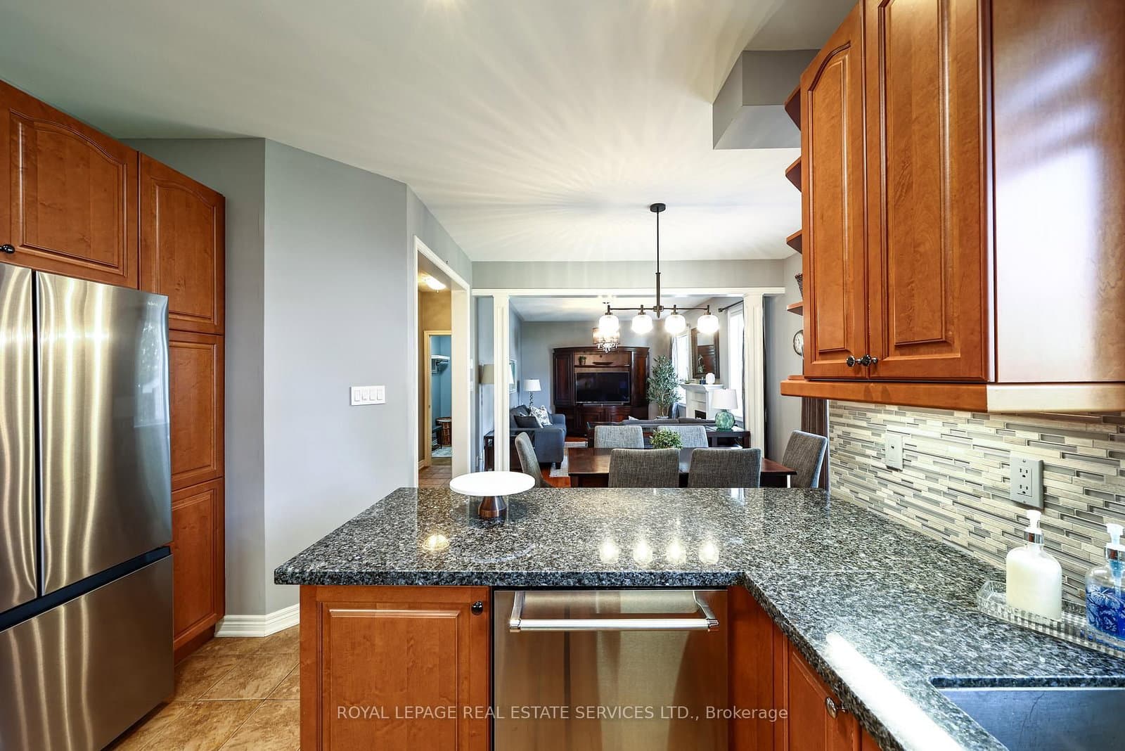 140 Humber Forest Court thumbnail 17