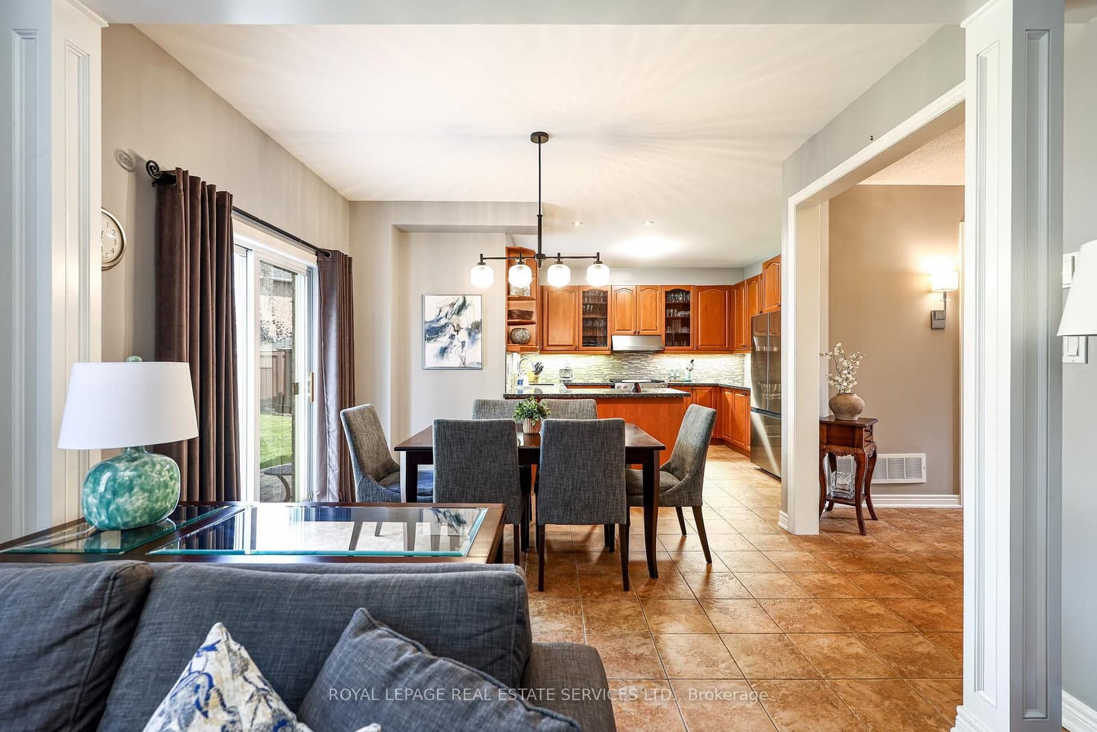 140 Humber Forest Court thumbnail 19