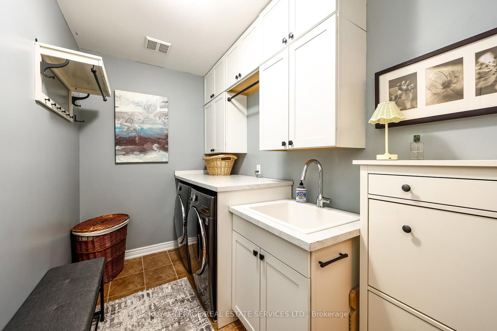 140 Humber Forest Court thumbnail 24