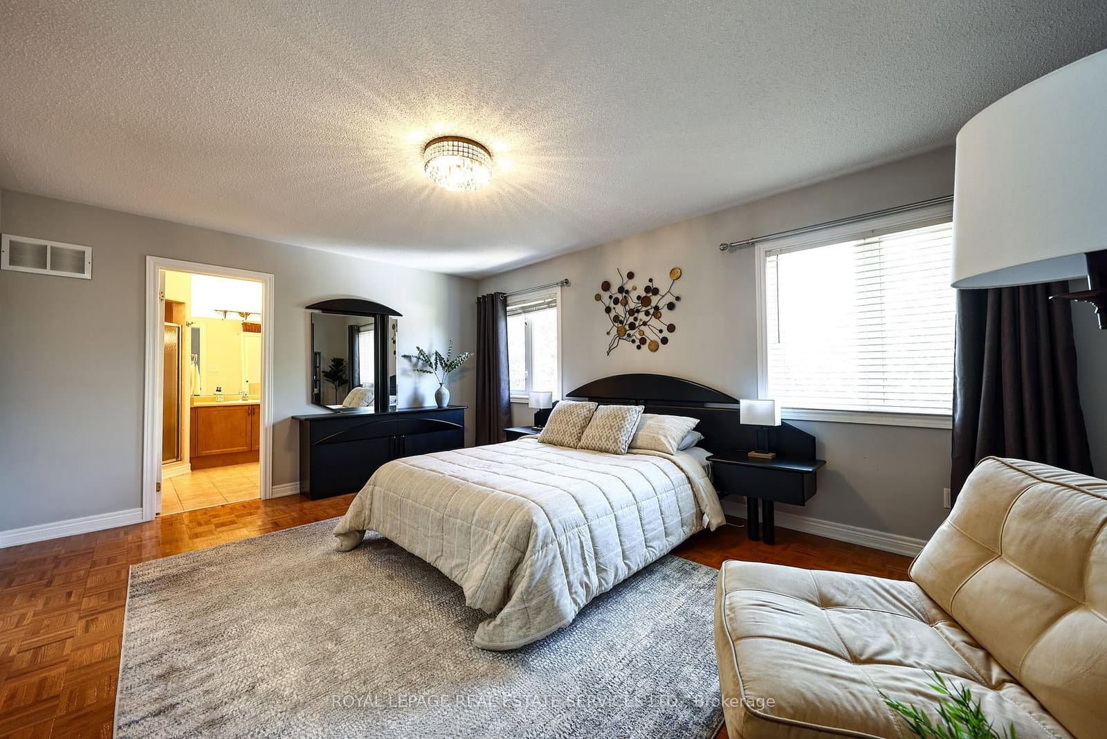 140 Humber Forest Court thumbnail 31