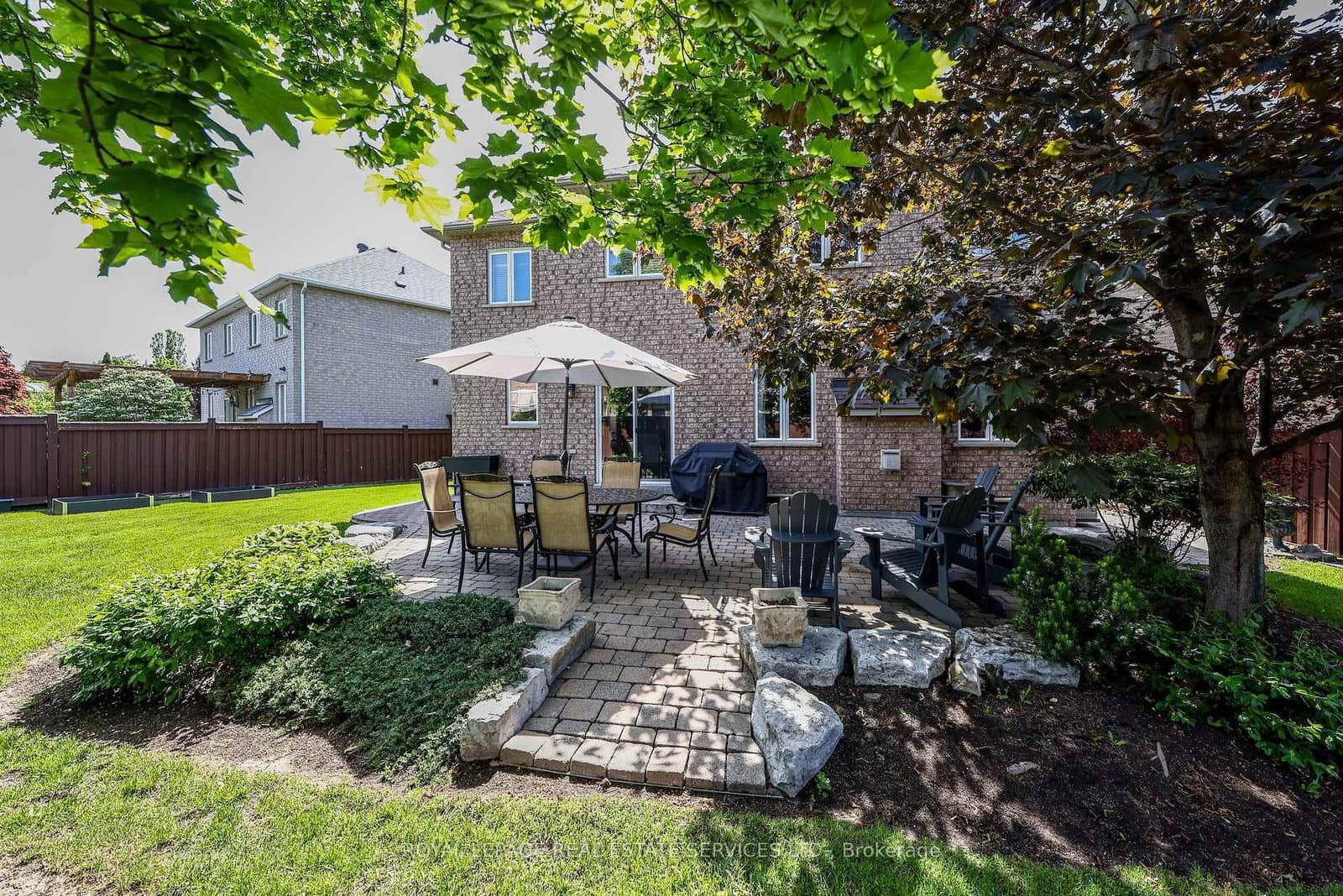 140 Humber Forest Court thumbnail 35