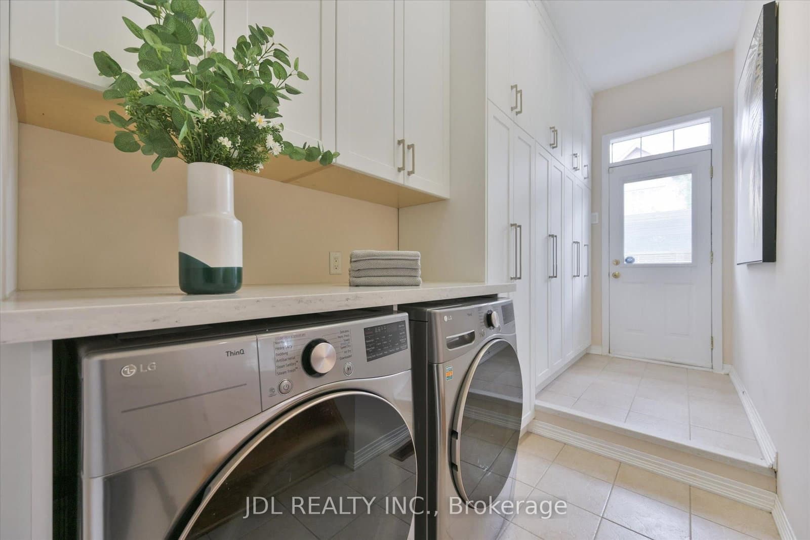 35 Stoneheath Crescent thumbnail 18