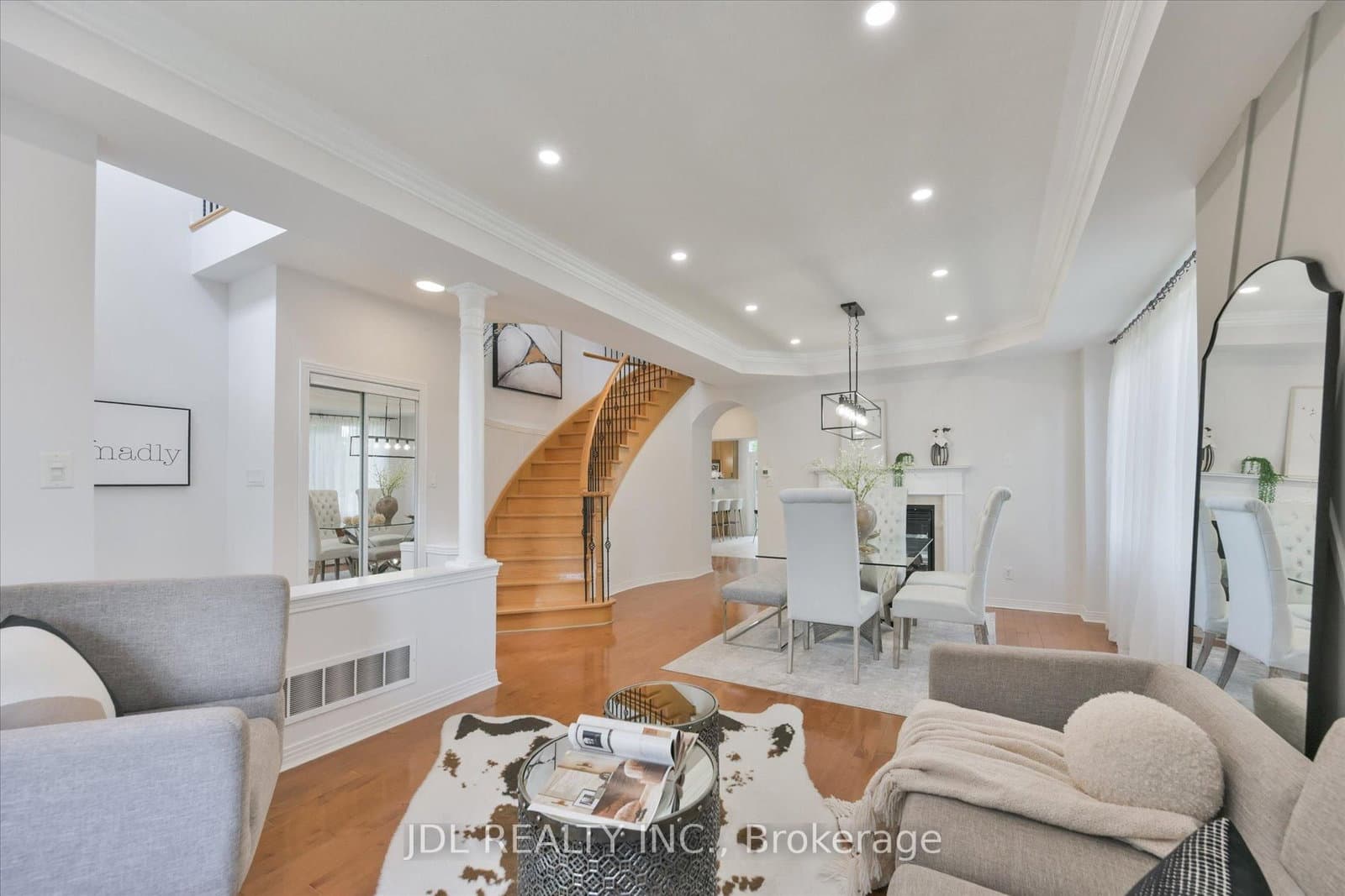 35 Stoneheath Crescent thumbnail 4