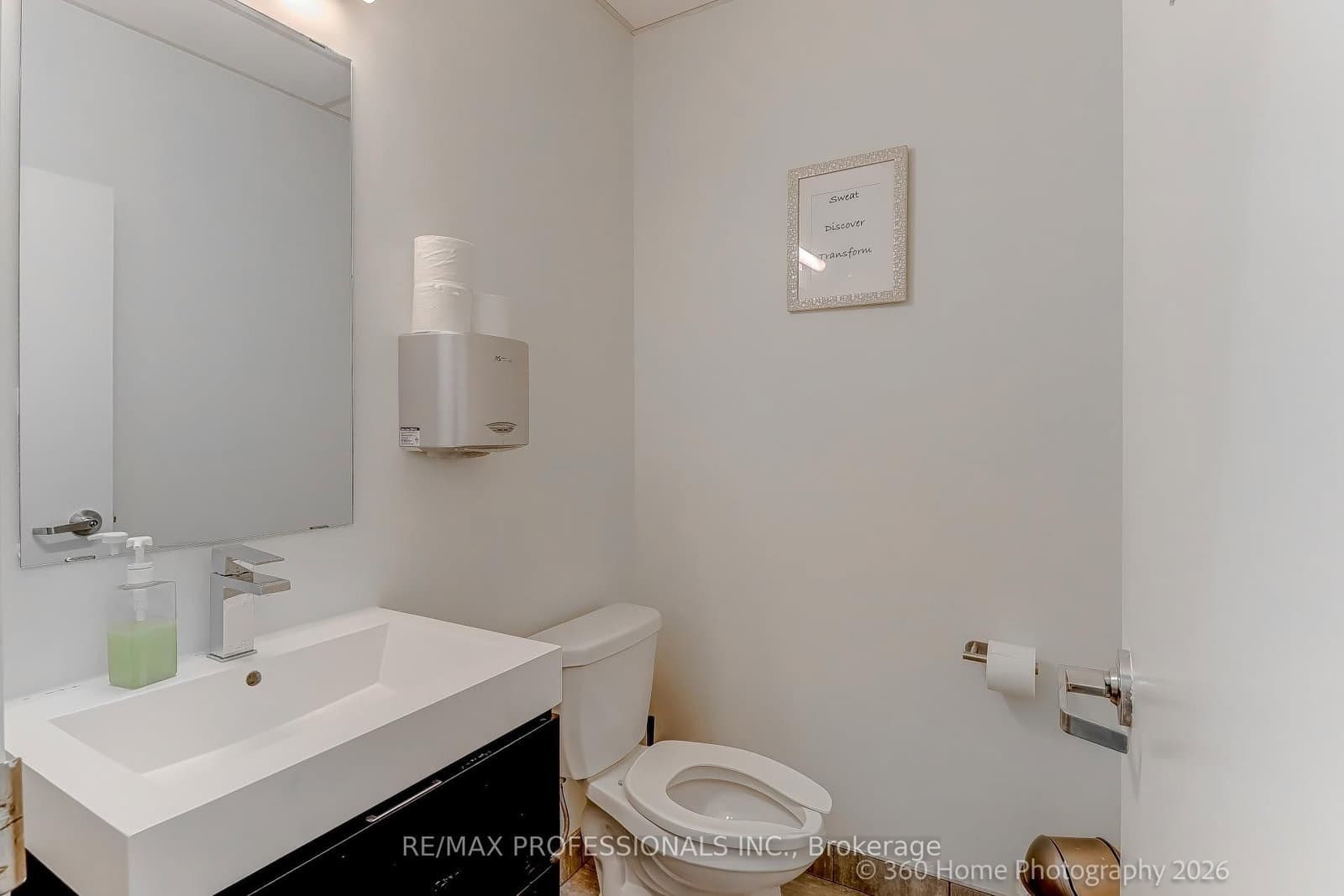 125 Hawkview Boulevard, Unit 8/9 thumbnail 11