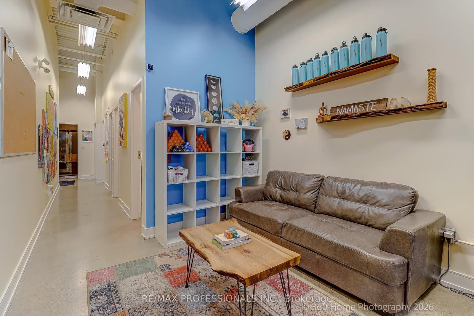 125 Hawkview Boulevard, Unit 8/9 thumbnail 6