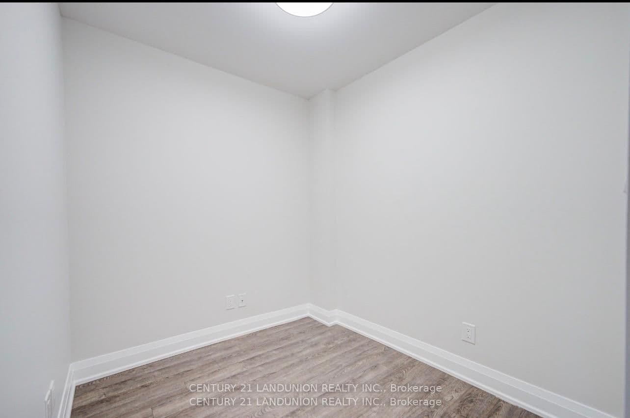 18 Uptown Drive, Unit 808 thumbnail 7