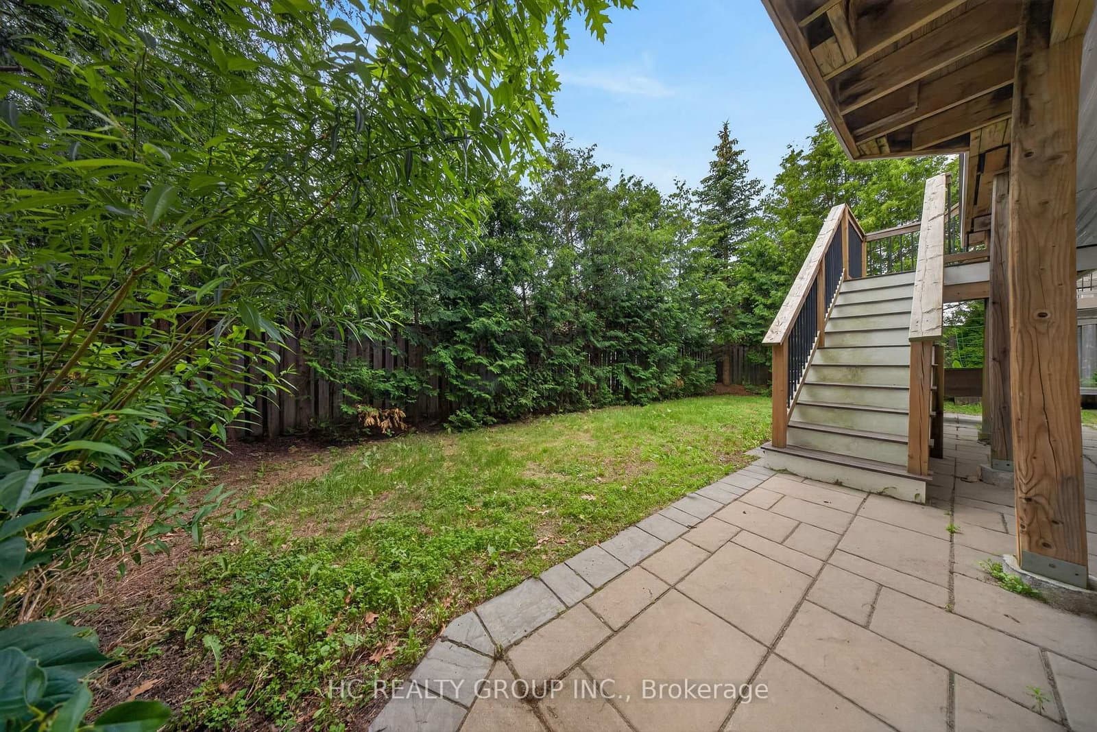 21 Wolf Trail Crescent thumbnail 44