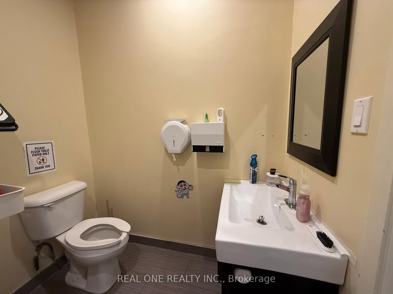 8392 kennedy Road, Unit 2 thumbnail 9