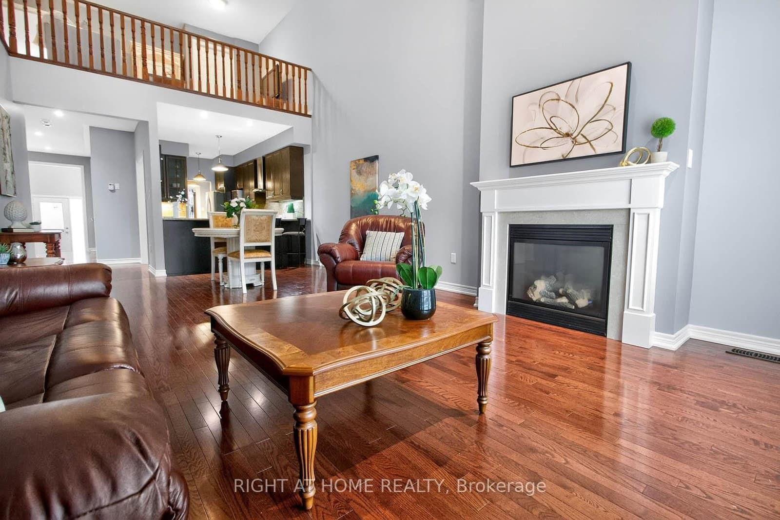 145 Louisbourg Way thumbnail 6