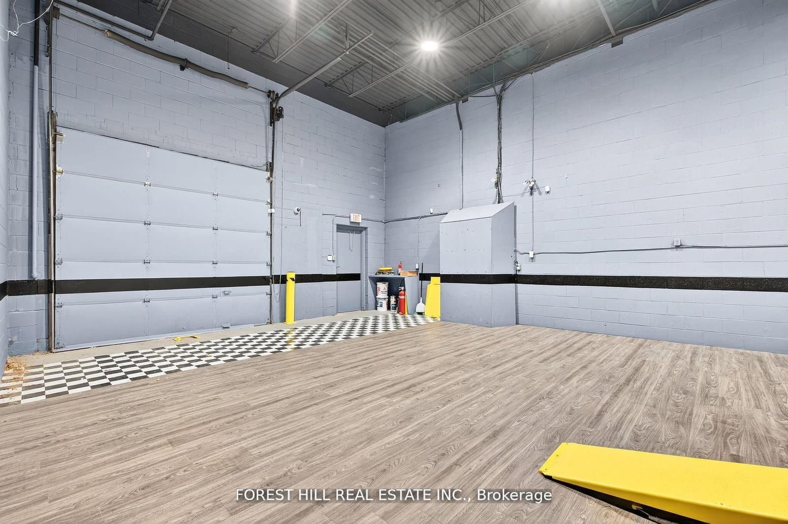 241 Edgeley Boulevard, Unit 11 thumbnail 26