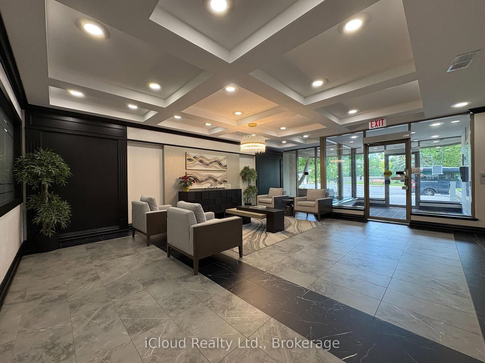 91 Townsgate Drive, Unit 710 thumbnail 3