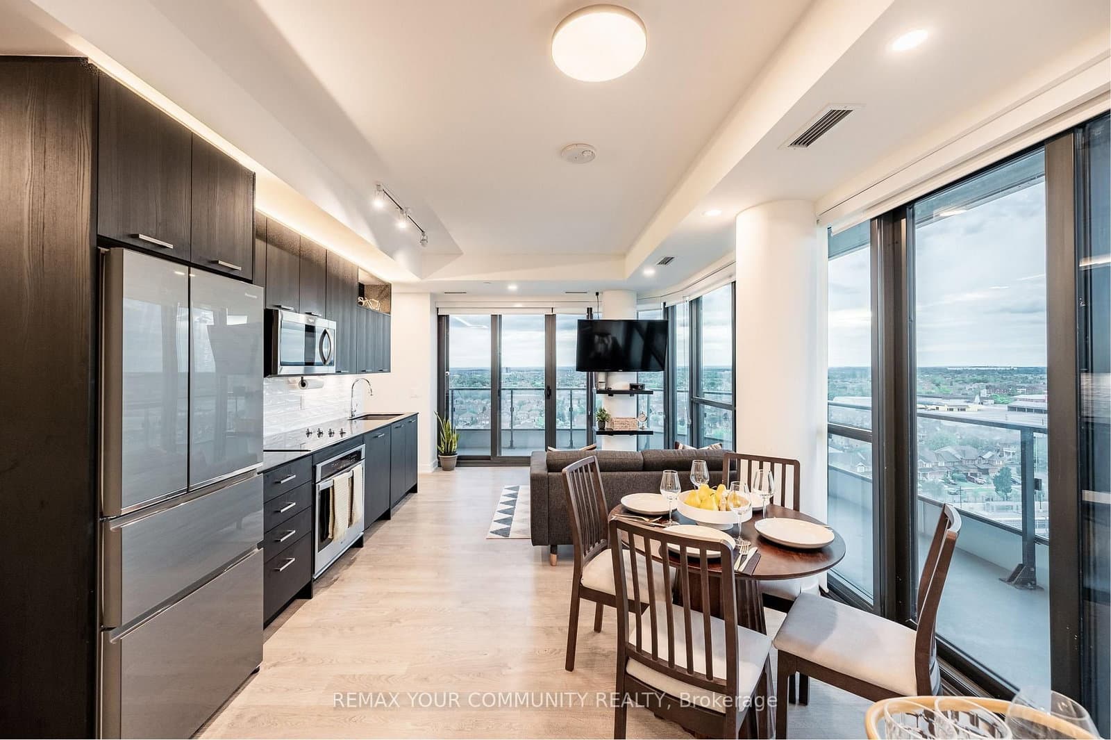 120 Eagle Rock Way, Unit 1002 thumbnail 3
