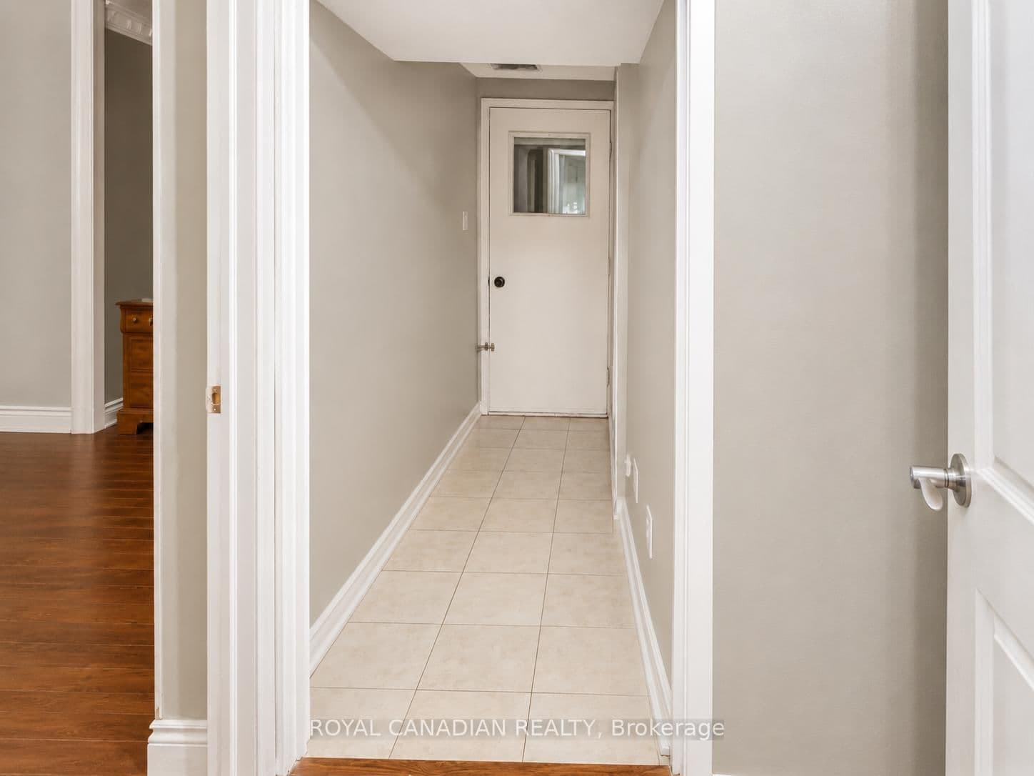 36 Maplegrove Avenue thumbnail 15