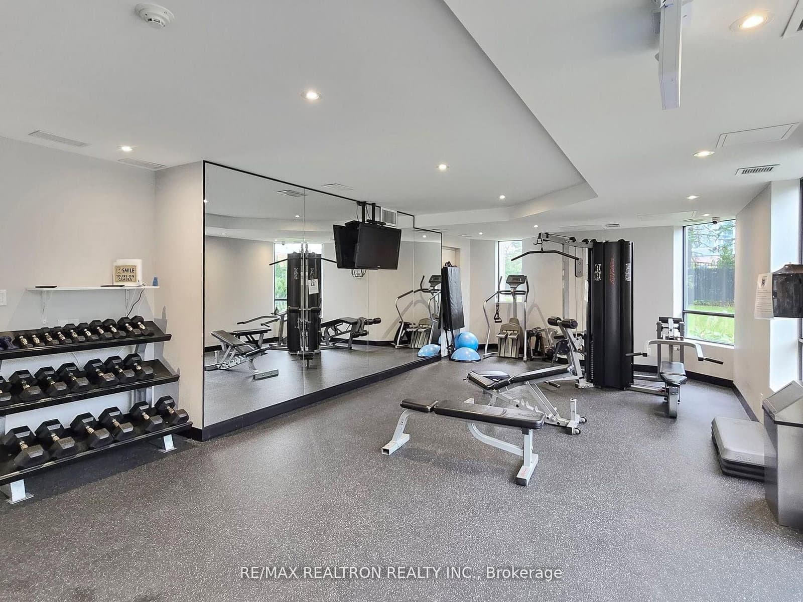 7460 Bathurst Street, Unit 1111 thumbnail 26