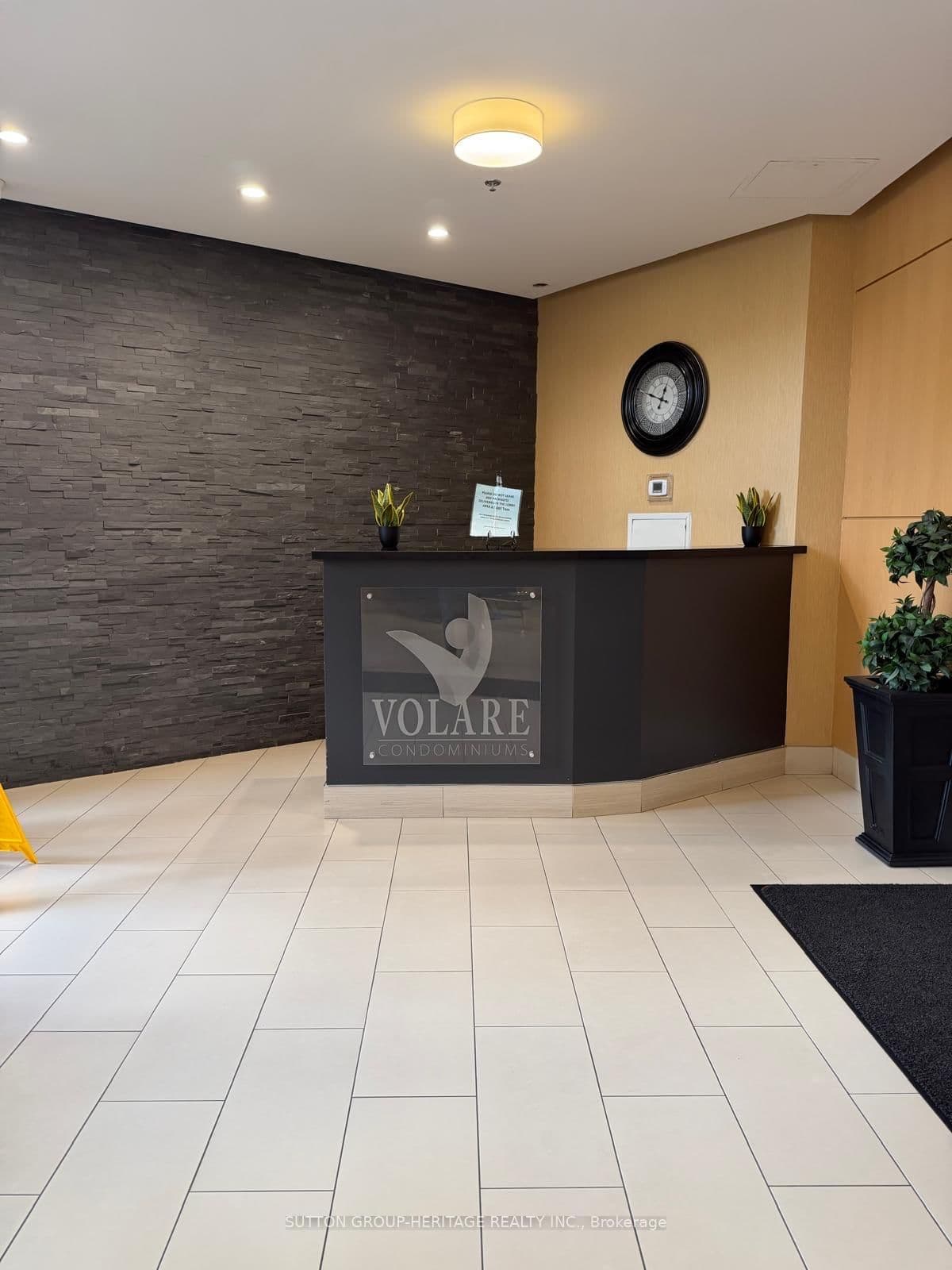 7730 Kipling Avenue, Unit 404 thumbnail 3