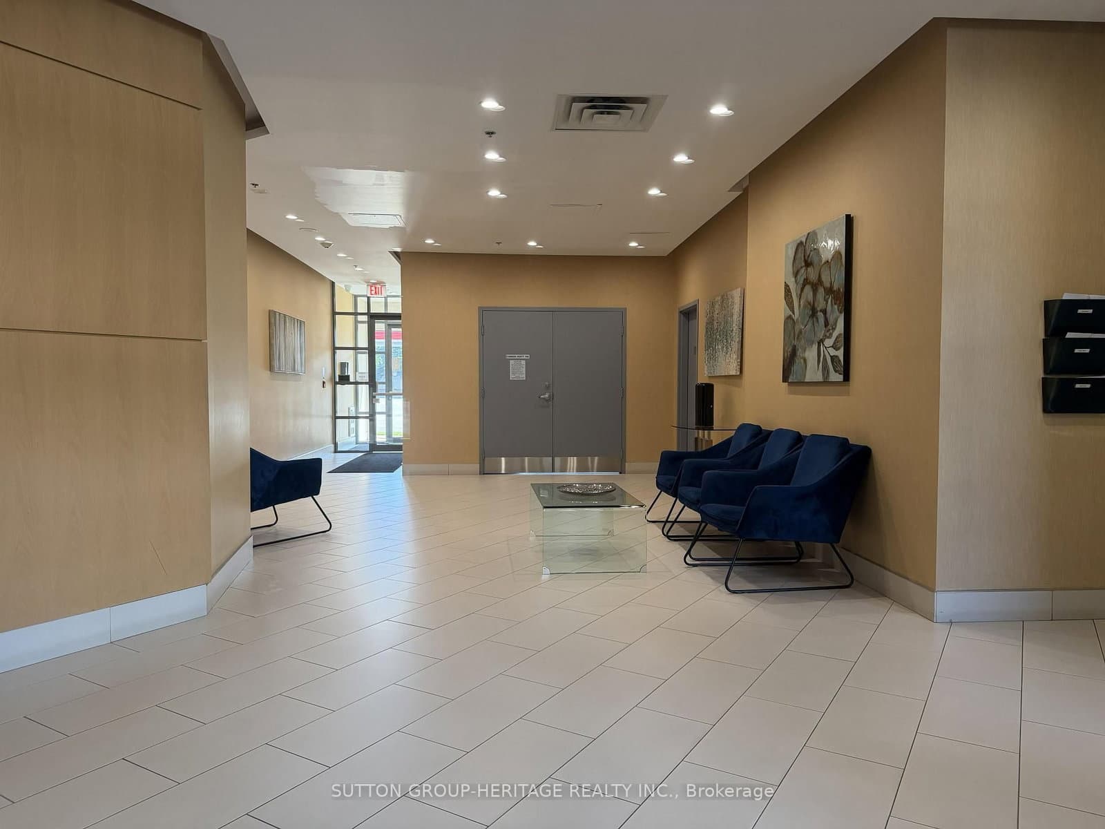 7730 Kipling Avenue, Unit 404 thumbnail 4