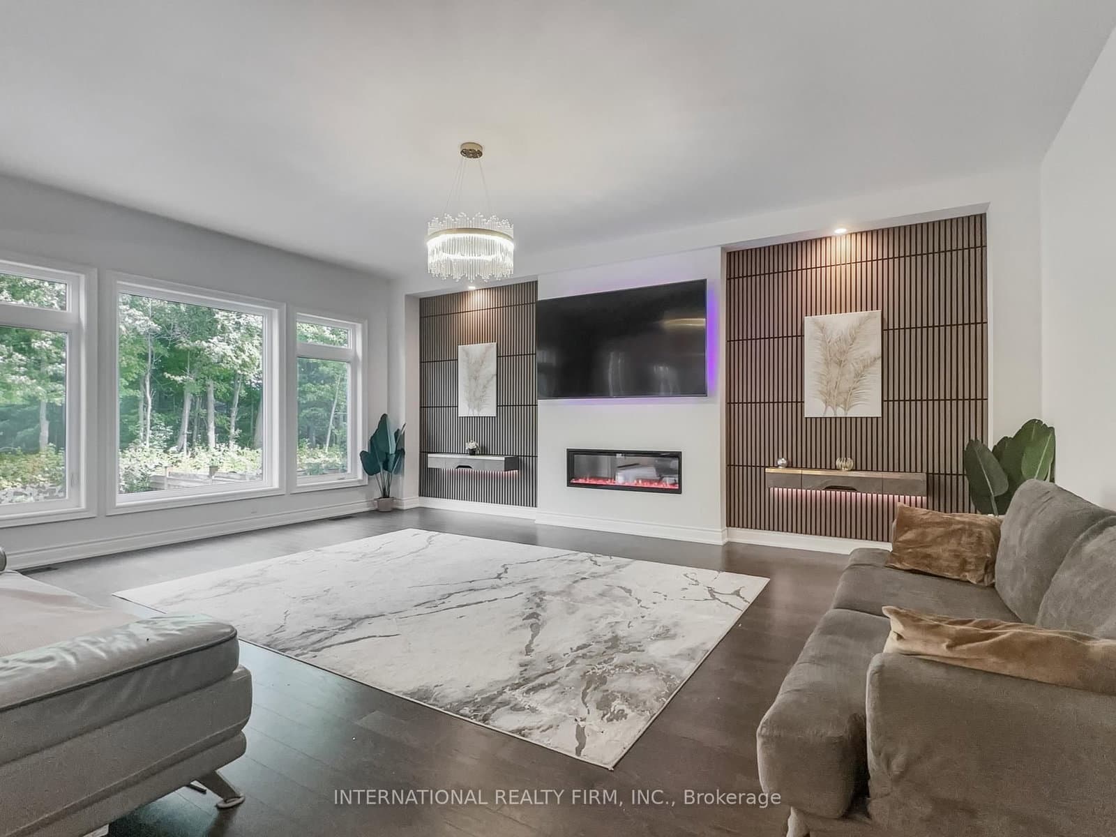 150 Cannes Avenue thumbnail 28