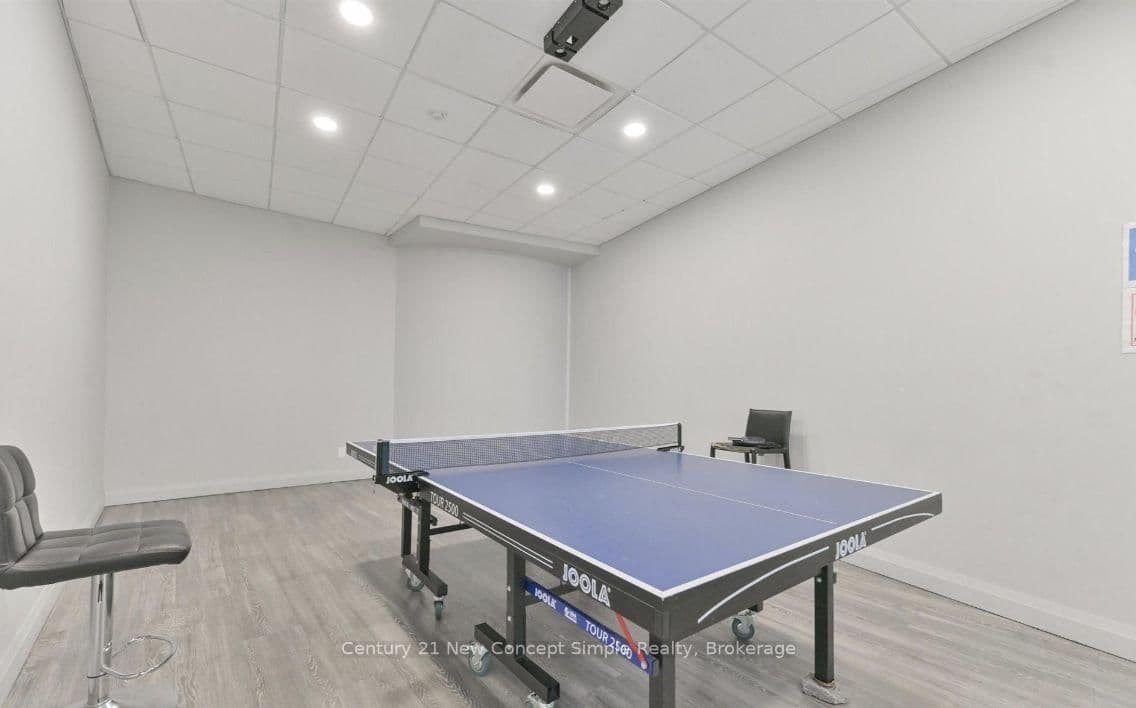 131 Upper Duke Crescent, Unit 904 thumbnail 7