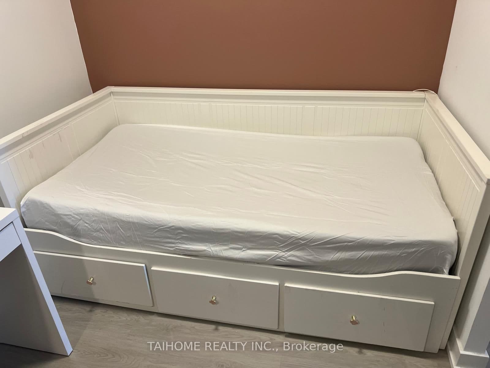 8188 YONGE Street E, Unit 412 thumbnail 16