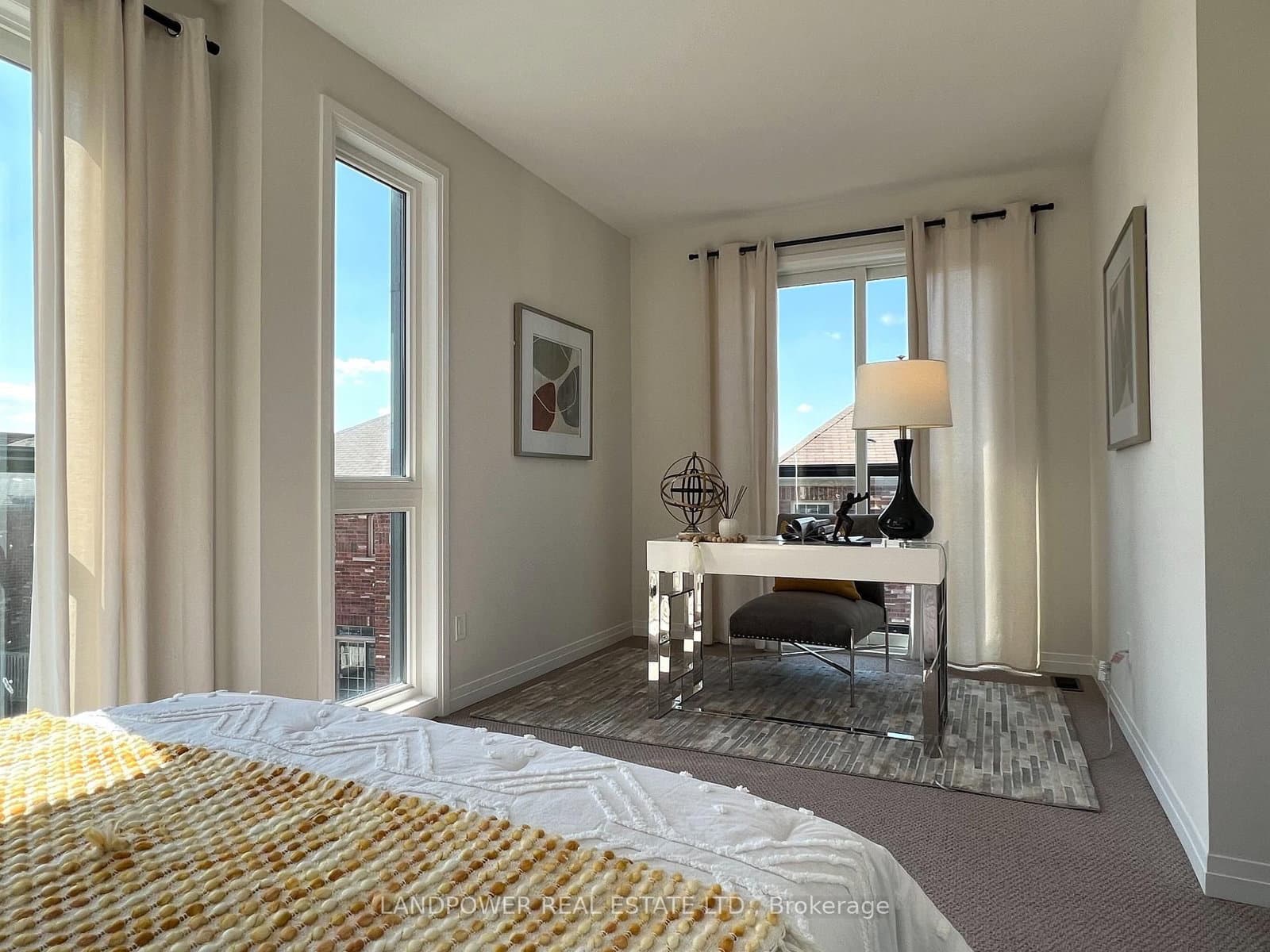 1655 Bur Oak Avenue thumbnail 35