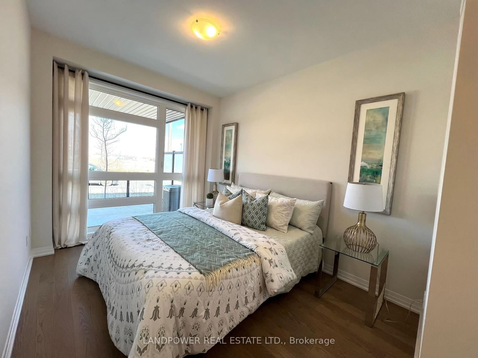 1655 Bur Oak Avenue thumbnail 38