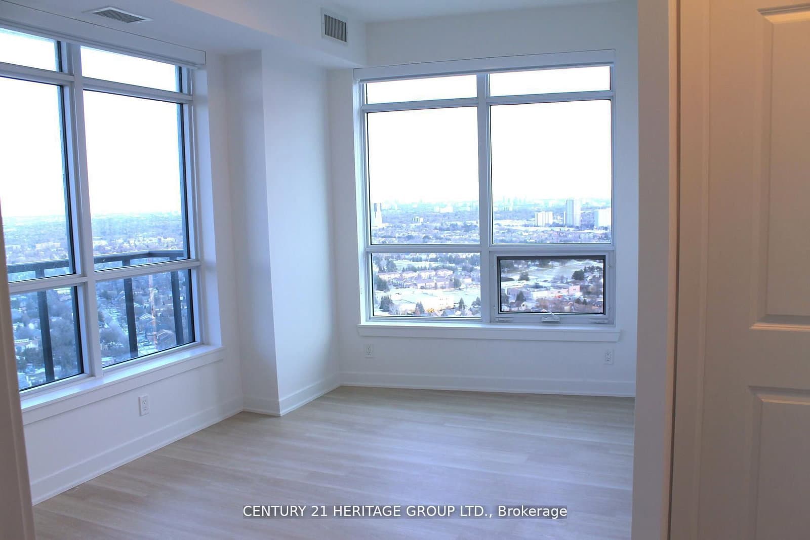 30 Upper Mall Way, Unit A3410 thumbnail 17