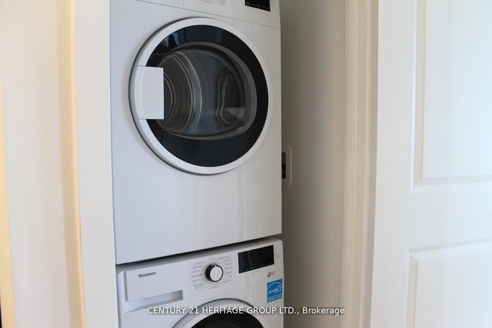 30 Upper Mall Way, Unit A3410 thumbnail 22
