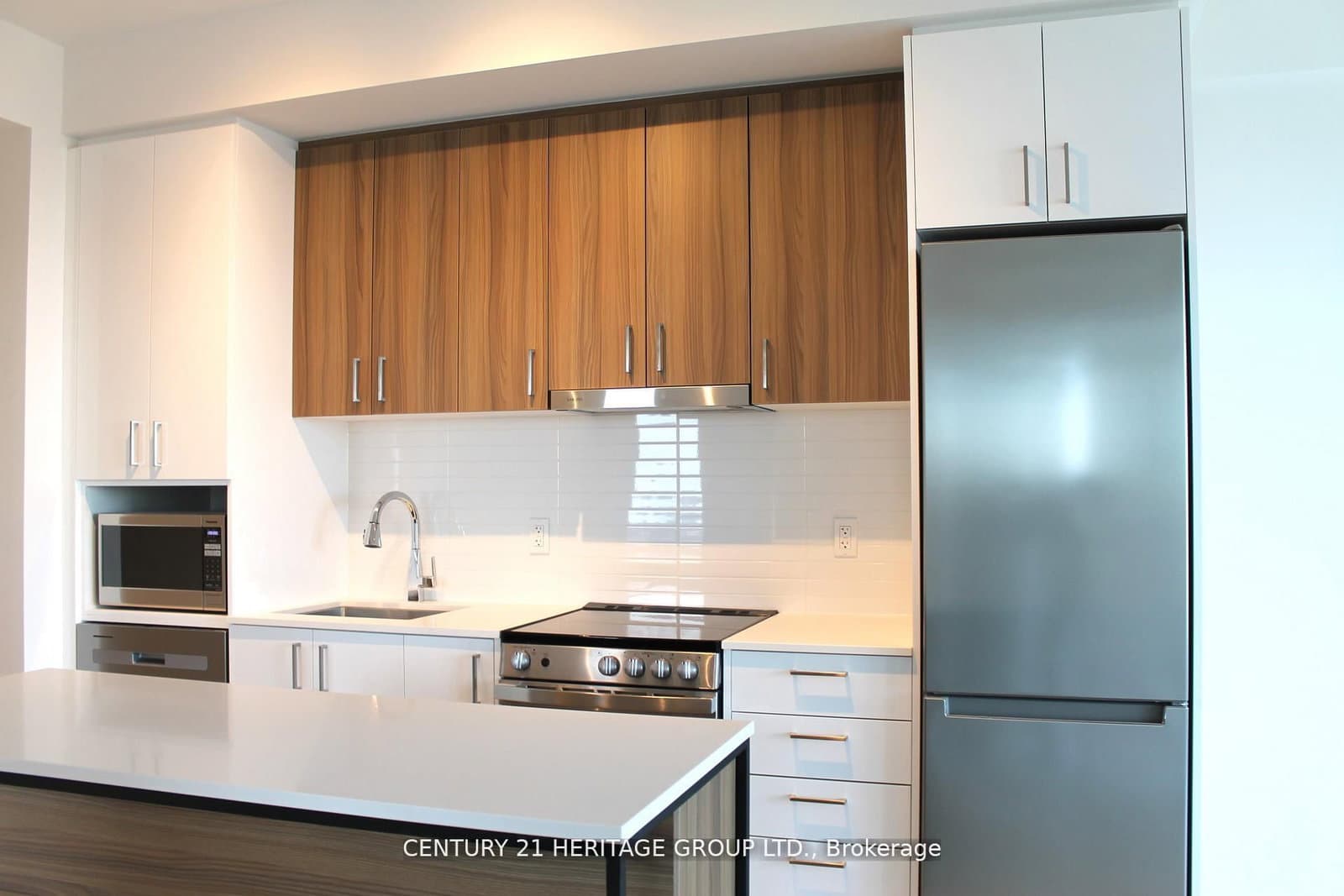 30 Upper Mall Way, Unit A3410 thumbnail 7