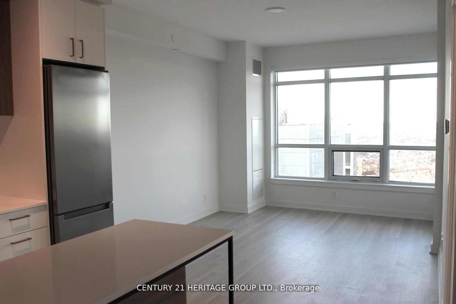 30 Upper Mall Way, Unit A3410 thumbnail 8