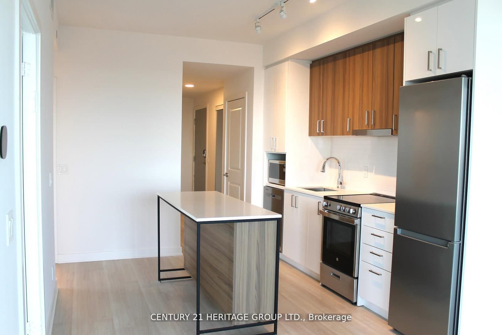 30 Upper Mall Way, Unit A3410 thumbnail 9
