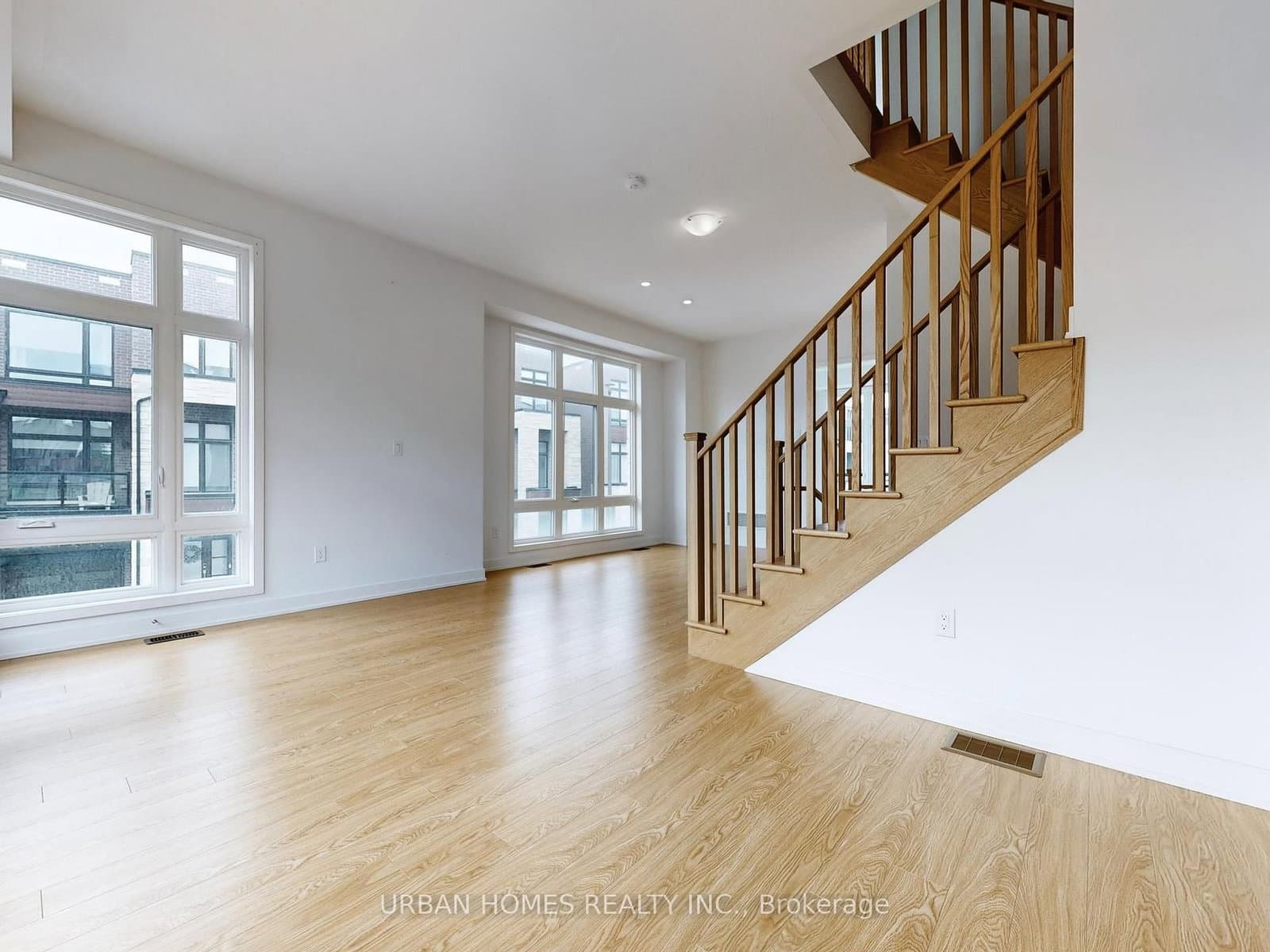 41 Gerussi Street thumbnail 11