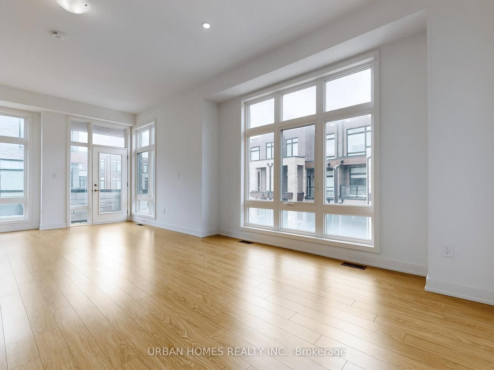 41 Gerussi Street thumbnail 12