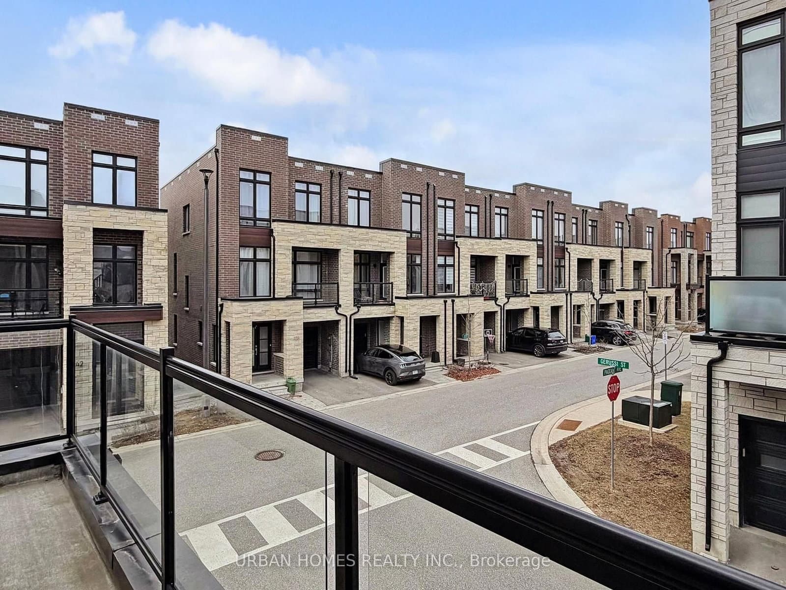 41 Gerussi Street thumbnail 34