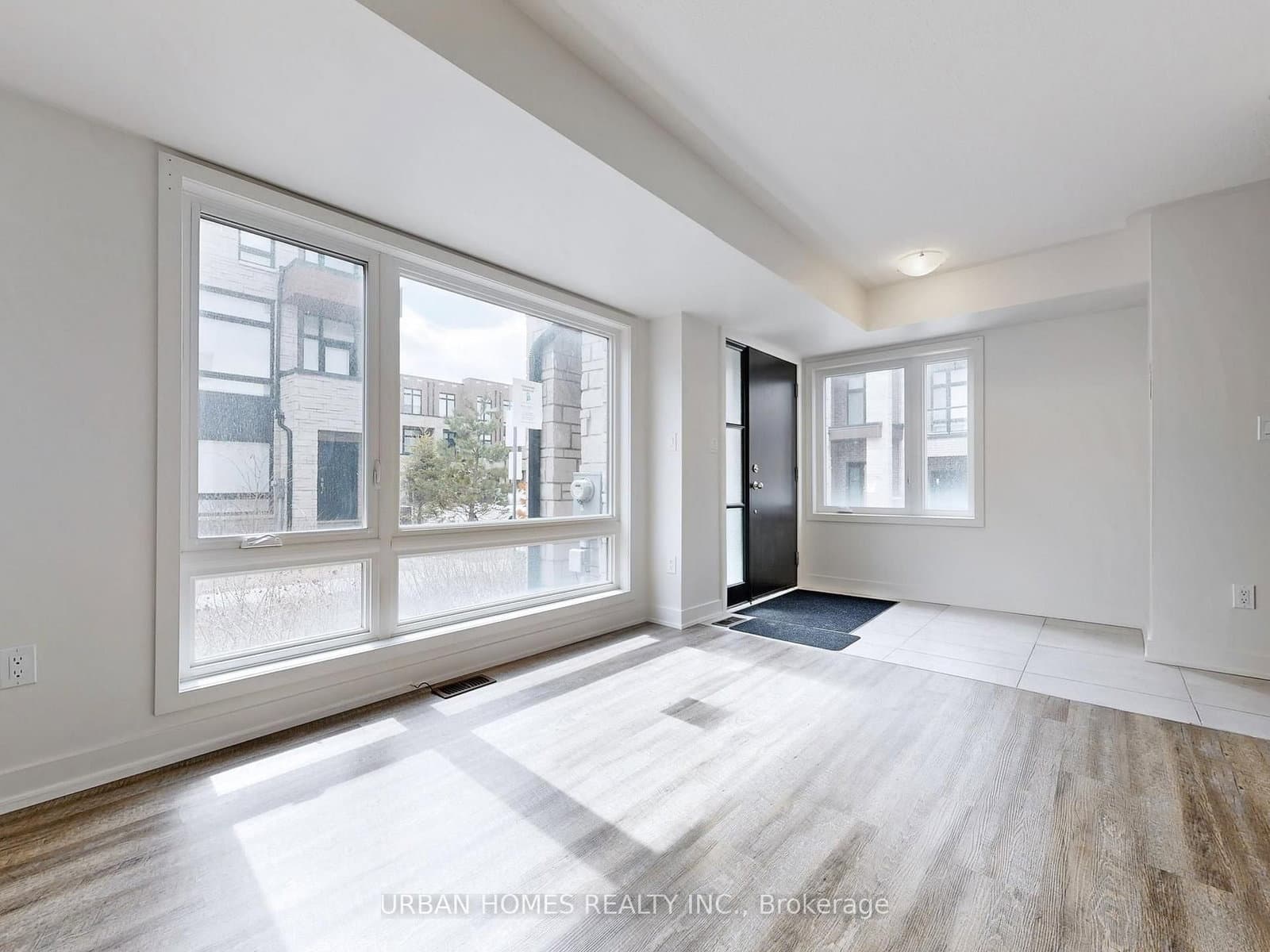 41 Gerussi Street thumbnail 6