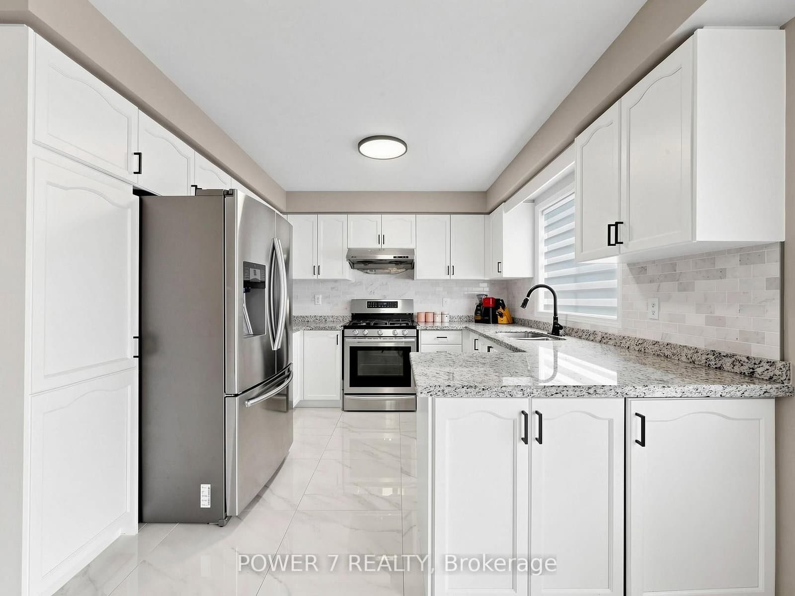 117 St Urbain Drive thumbnail 16
