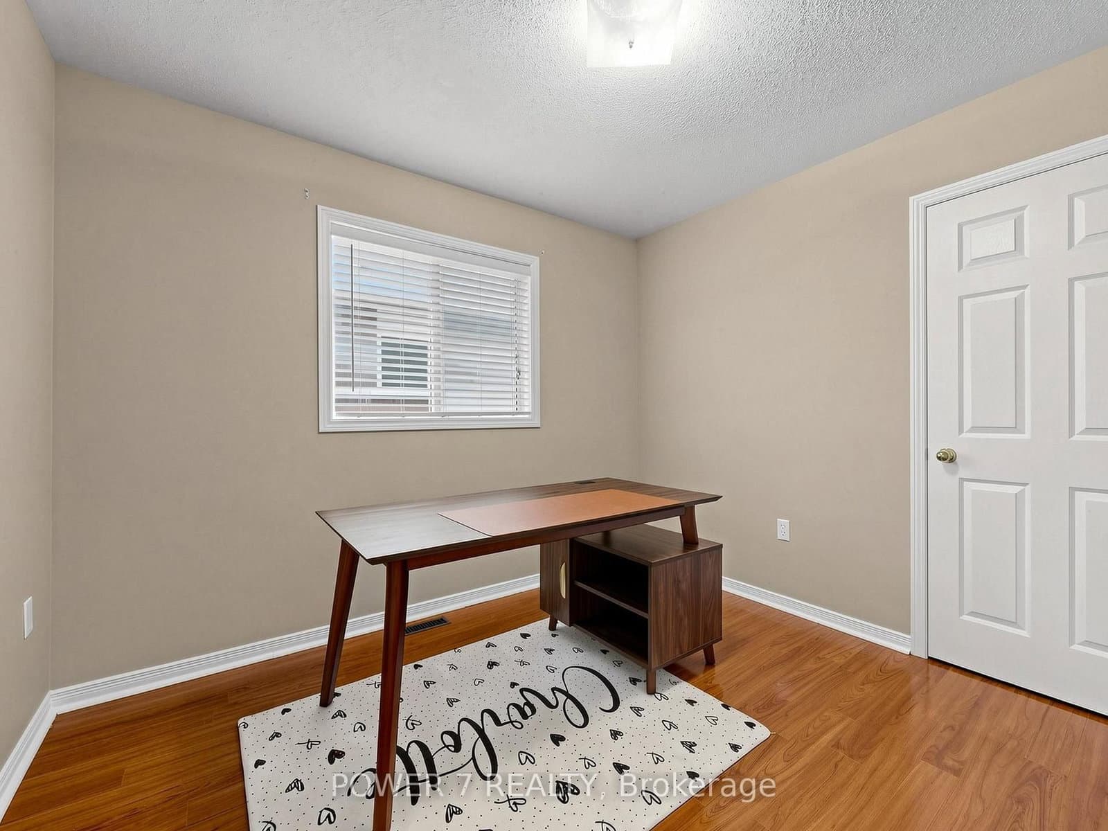 117 St Urbain Drive thumbnail 31