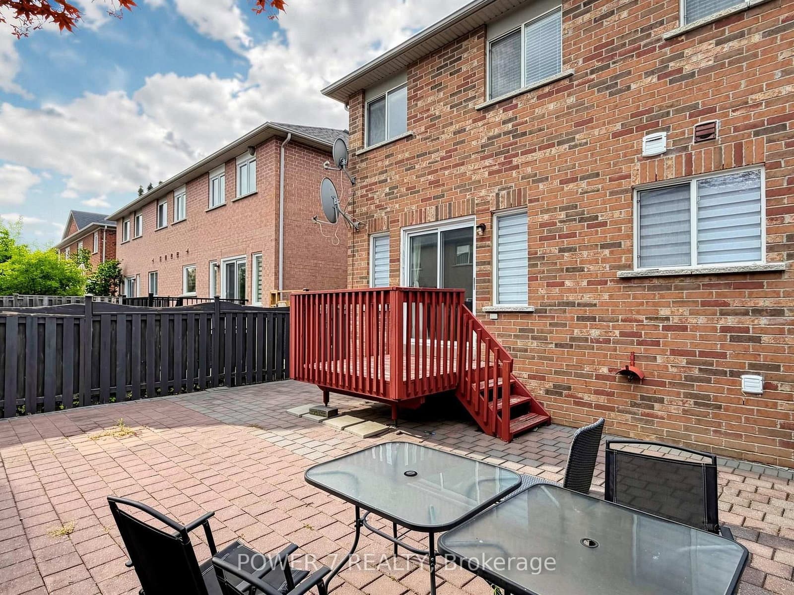 117 St Urbain Drive thumbnail 46