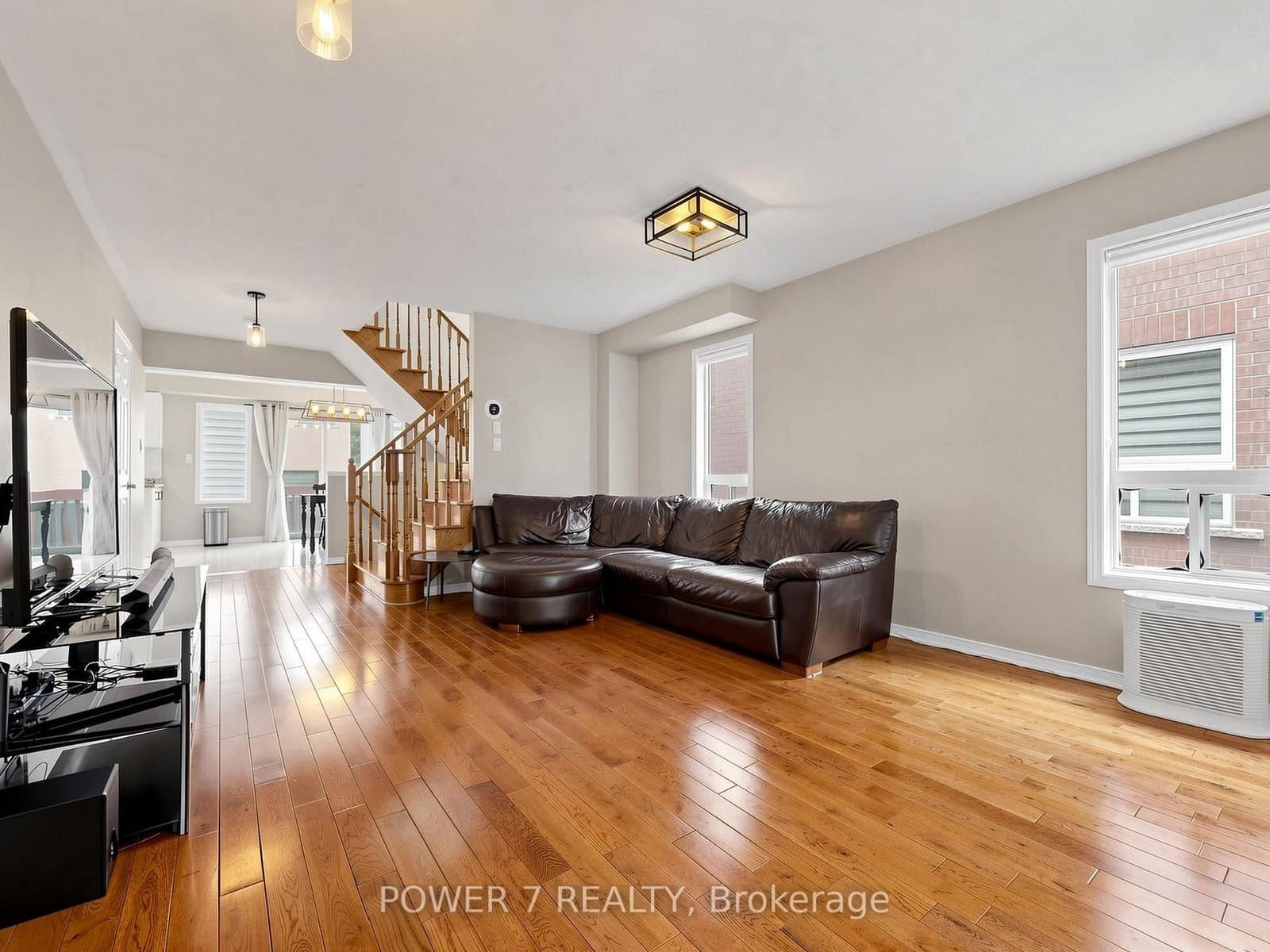 117 St Urbain Drive thumbnail 7