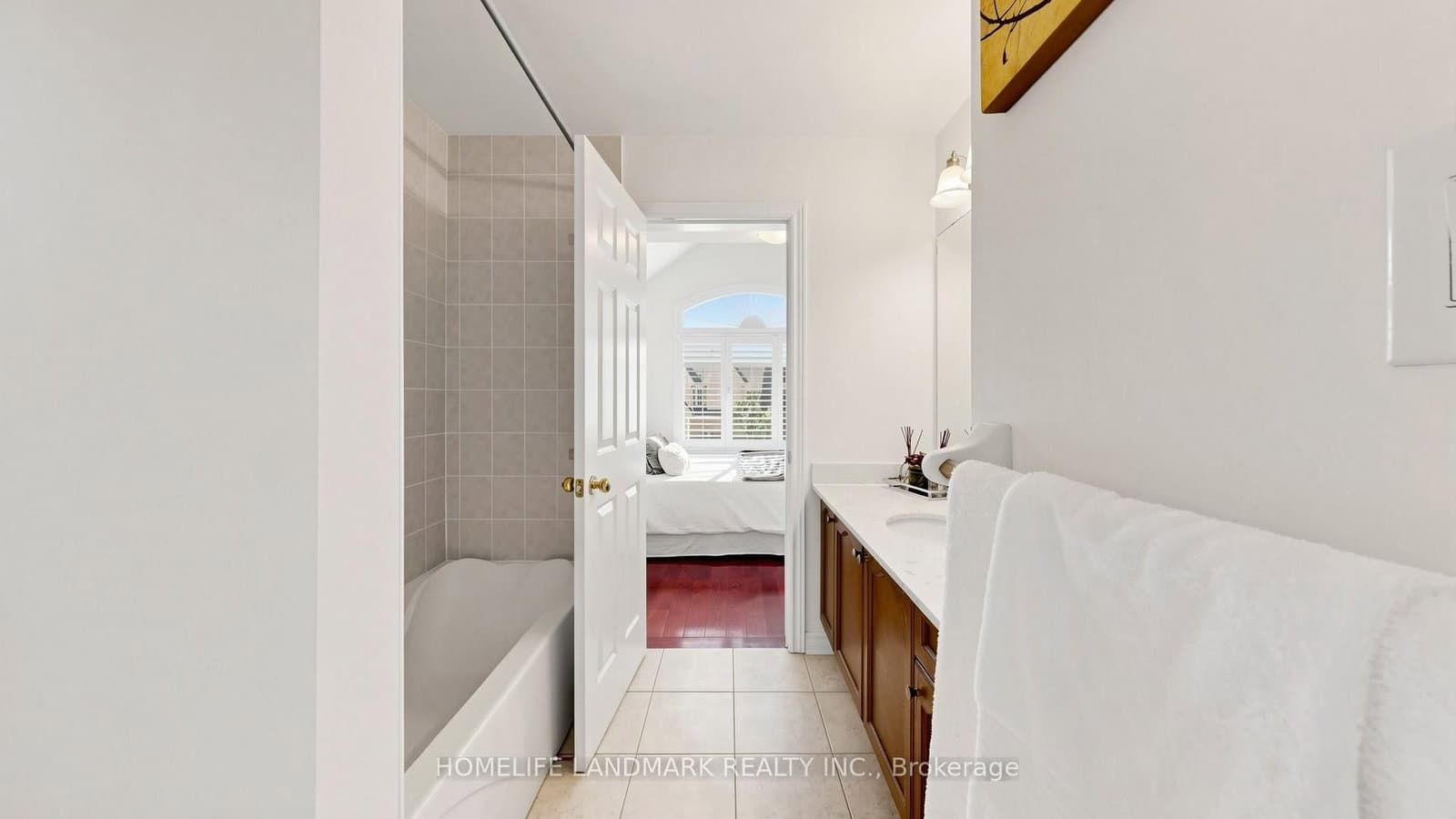 81 Prince Of Wales Drive thumbnail 34