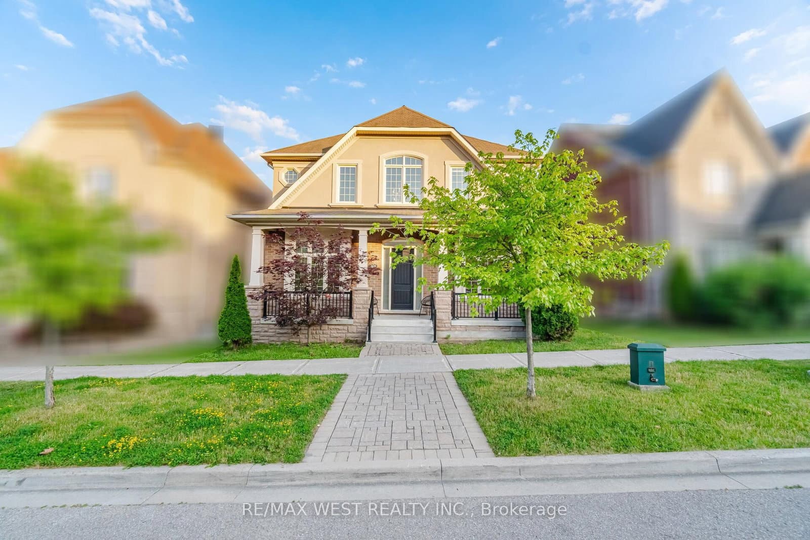 92 Glengordon Crescent thumbnail 3
