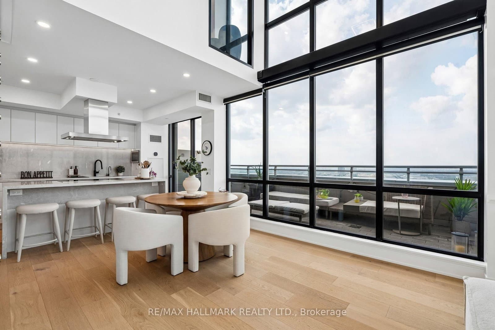 2908 Highway 7, Unit PH3806 thumbnail 16