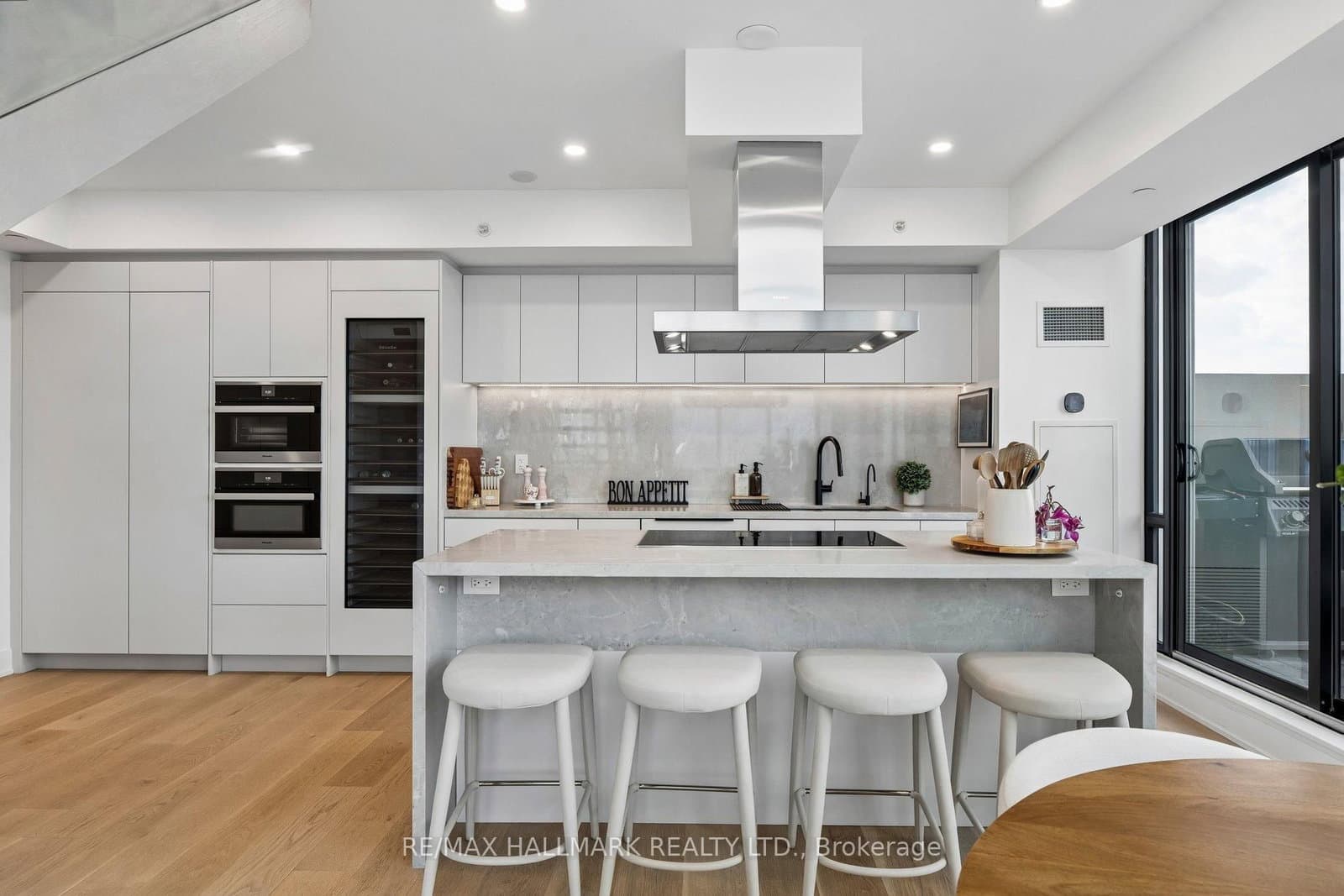 2908 Highway 7, Unit PH3806 thumbnail 22
